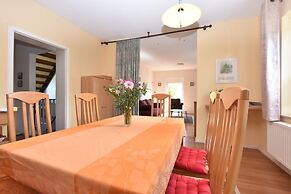 Quaint Apartment in Rerik near Sea