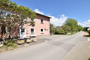 Quaint Apartment in Rerik near Sea