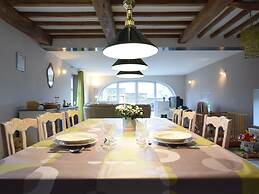 Spacious and Charming House With Terrace