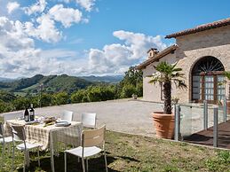 Authentic Marche Hideaway