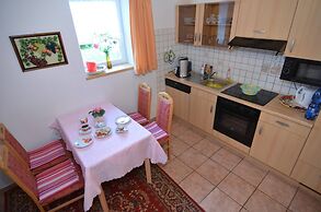 Neustadt 2BR With Garden