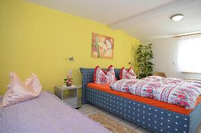 Neustadt 2BR With Garden