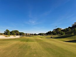 Golfside Luxury at Las Colinas