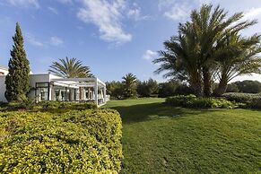Golfside Luxury at Las Colinas