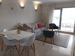 Golfside Luxury at Las Colinas
