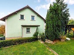 Idyllische Ferienwohnung in Lichtenhain