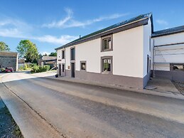 Holiday Home in Houffaliz With Garden