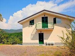 Peaceful Countryside Retreat