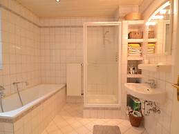 Veltenhaus: Historic Retreat