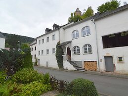 Veltenhaus: Historic Retreat