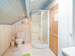 Charming Stay Near Forests