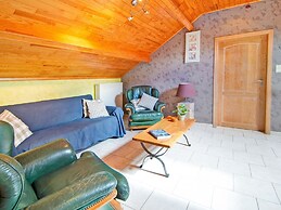 Charming Stay Near Forests