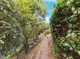 Forest-edge Hideaway, Bouillon