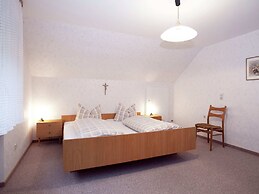 Apartment With Garden
