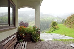 Apartment With Garden