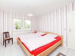Ferienwohnung in Densberg mit Terrasse
