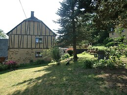 Idyllic Studio near Forest