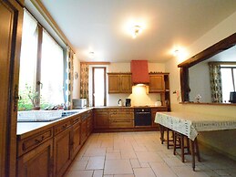 Spacious Retreat, Daverdisse
