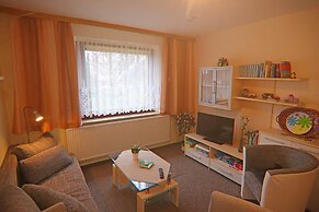 Apartment in Proseken With Garden