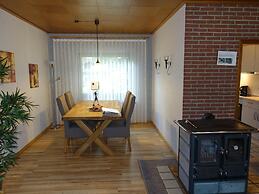 Feusdorf Forest Bungalow