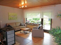 Feusdorf Forest Bungalow