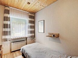 Feusdorf Forest Bungalow