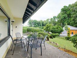 Feusdorf Forest Bungalow