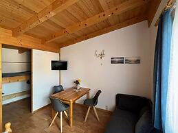 Klutz Garden Apartment