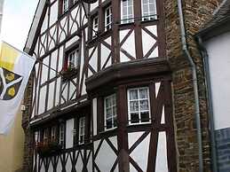 A Modern Holiday Home for 2-5 People River Mosel