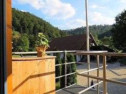 Geraumiges Ferienhaus im Kellerwal mit Terrasse