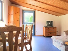 Geraumiges Ferienhaus im Kellerwal mit Terrasse