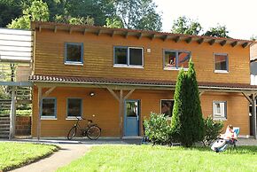 Geraumiges Ferienhaus im Kellerwal mit Terrasse