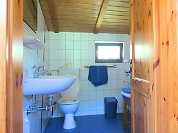 Geraumiges Ferienhaus im Kellerwal mit Terrasse