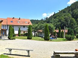 Geraumiges Ferienhaus im Kellerwal mit Terrasse
