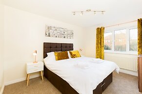 Drayton Manor House