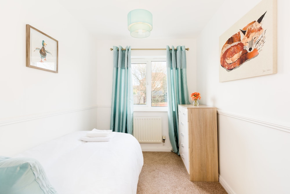 Drayton Manor House