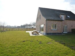 Sint-amands Country Escape