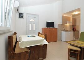 Apartment 1774