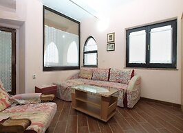 Apartment 1775