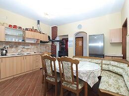 Apartment 1775