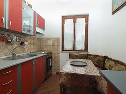 Apartment 1775
