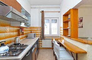 Apartment 1779
