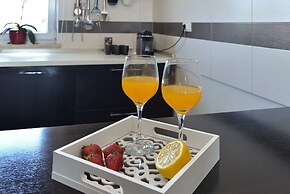 Apartment 1779