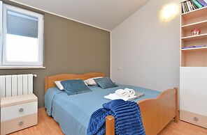 Apartment 1779