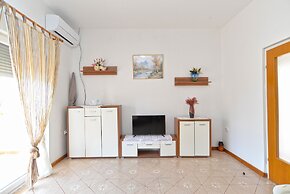 Apartment 1779
