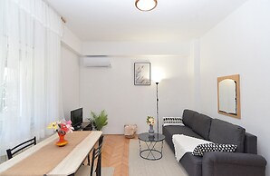 Apartment 1779