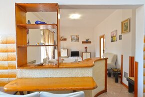 Apartment 1779