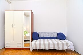 Apartment 1779