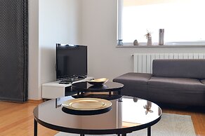 Apartment 1779