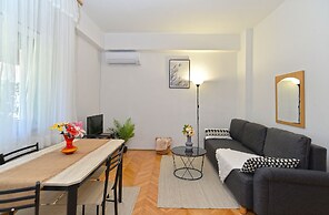 Apartment 1779